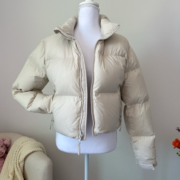 Aritzia mega puff cream puffer jacket - Picture 1 of 7